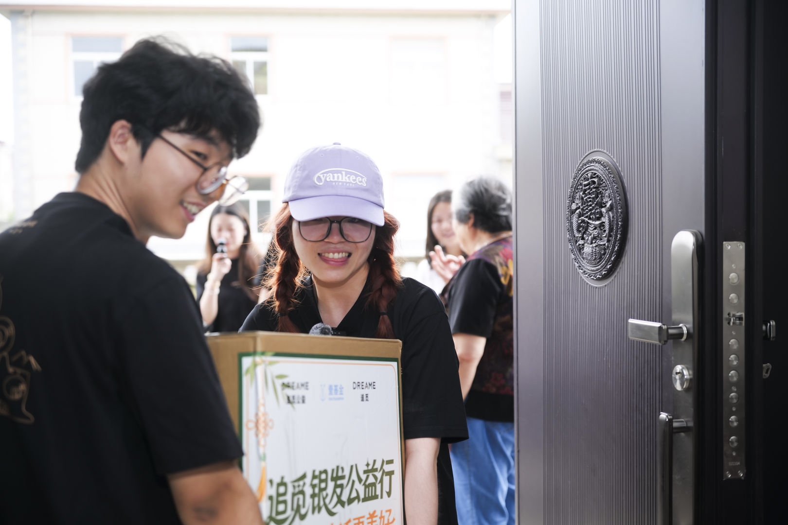 社区韧性与公益治理